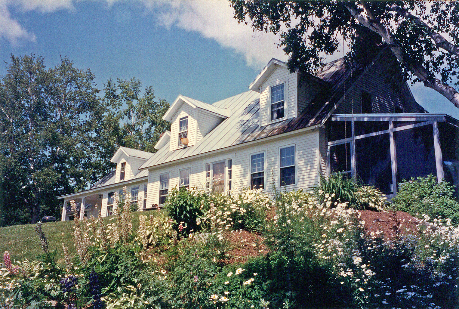 The Farmhouse - Rainbow Farm